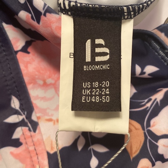 Brand New BloomChic Navy Floral Tankini…size 18-20 - Picture 3 of 4